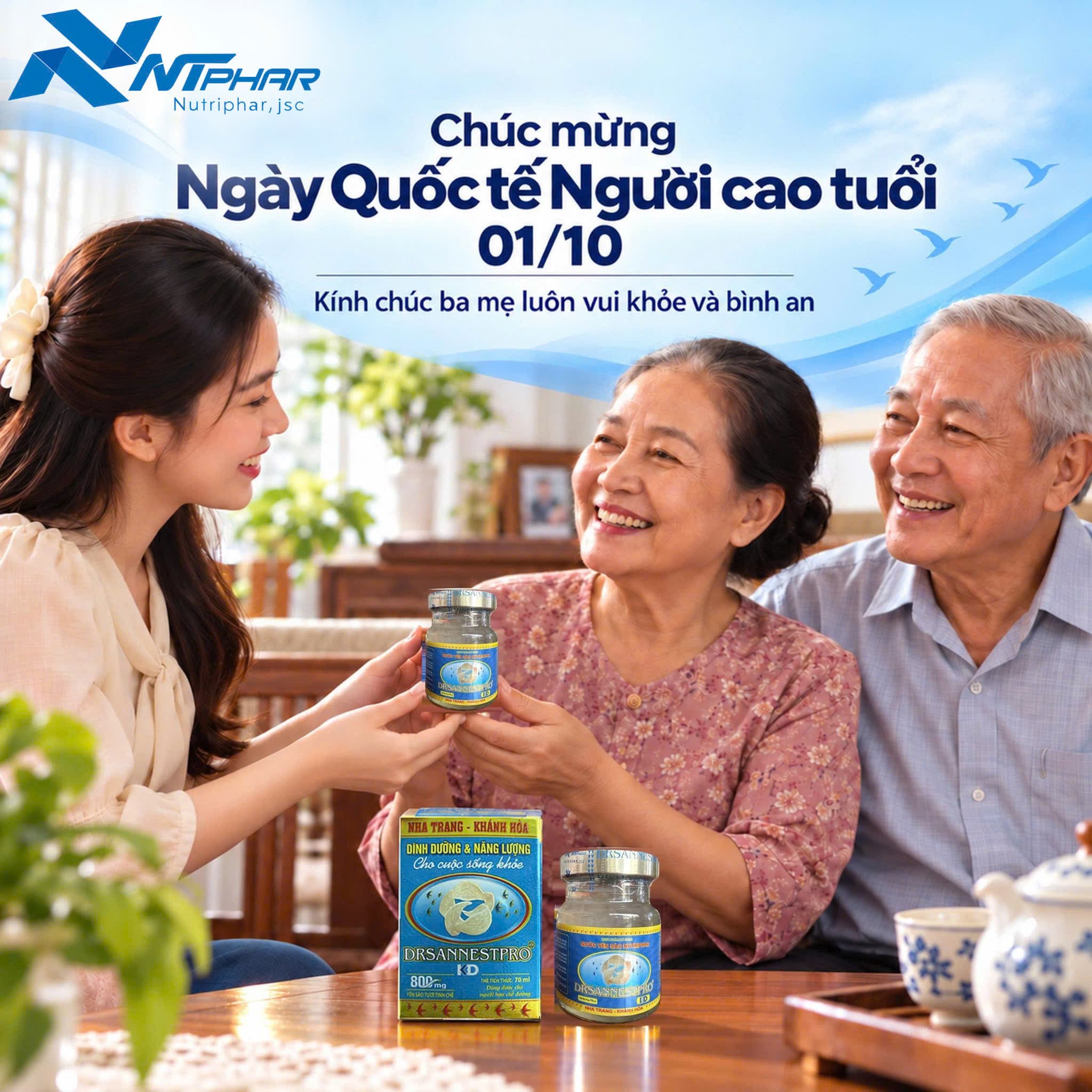 Chọn quà cho ba mẹ: Bắt đầu từ những thói quen quen thuộc
